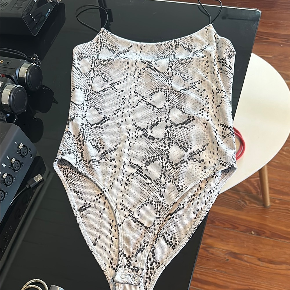 Forever 21 Snake Print Bodysuit- Black and White, Size M